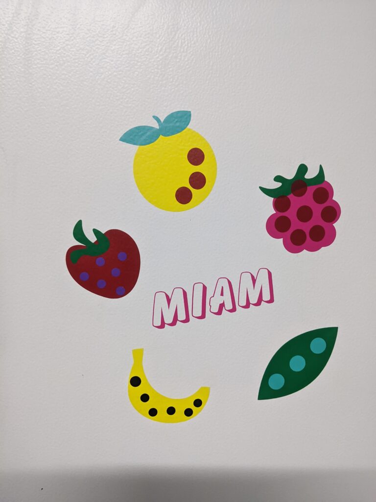 sticker fruit cricut 